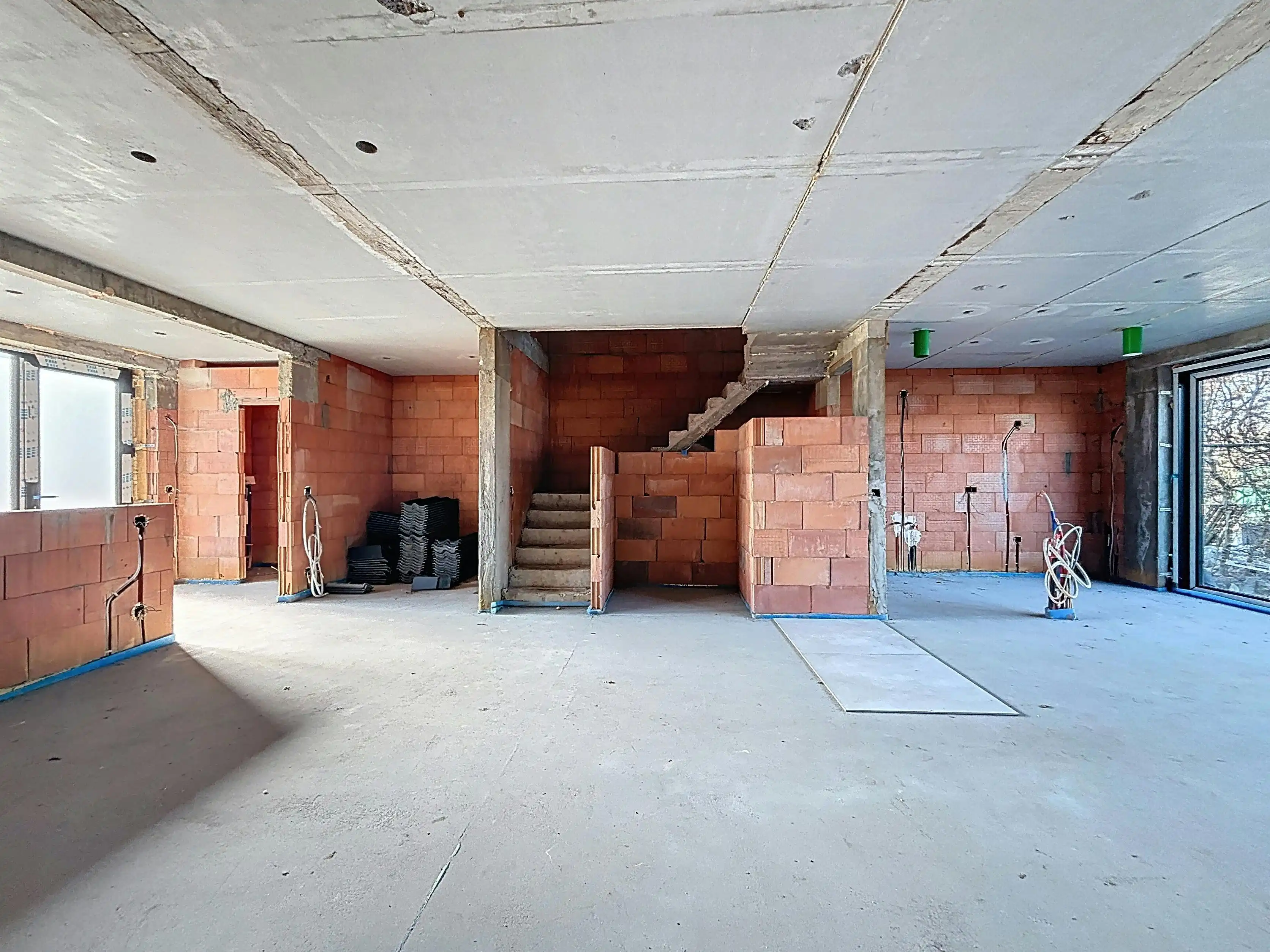 Halfopen ruwbouw te koop vlakbij het centrum van Wuustwezel foto 18