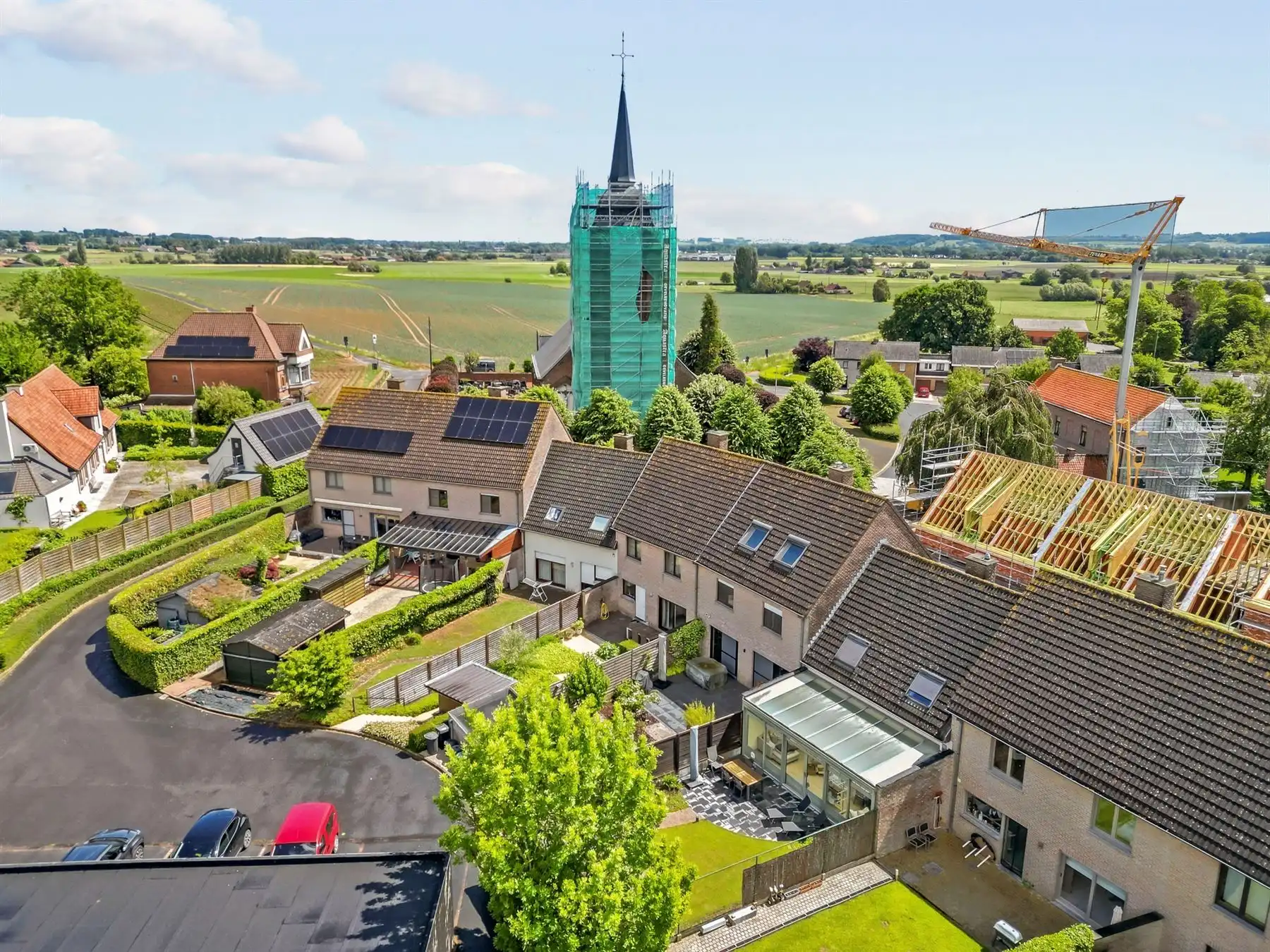 Instapklare woning met 3 slaapkamers en ingerciht zolder foto 18