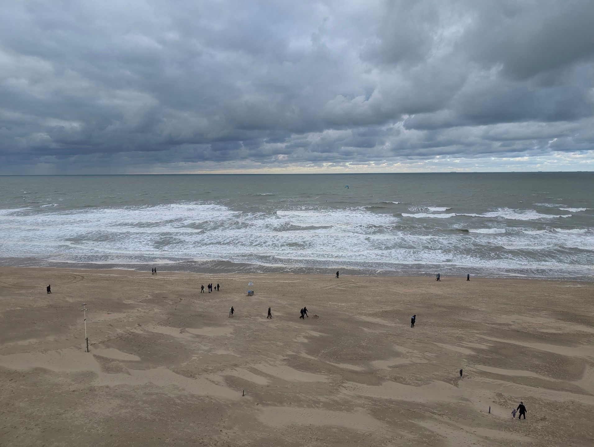 Penthouse met panoramisch zeezicht – Zeedijk, De Panne foto {{pictureIndex}}