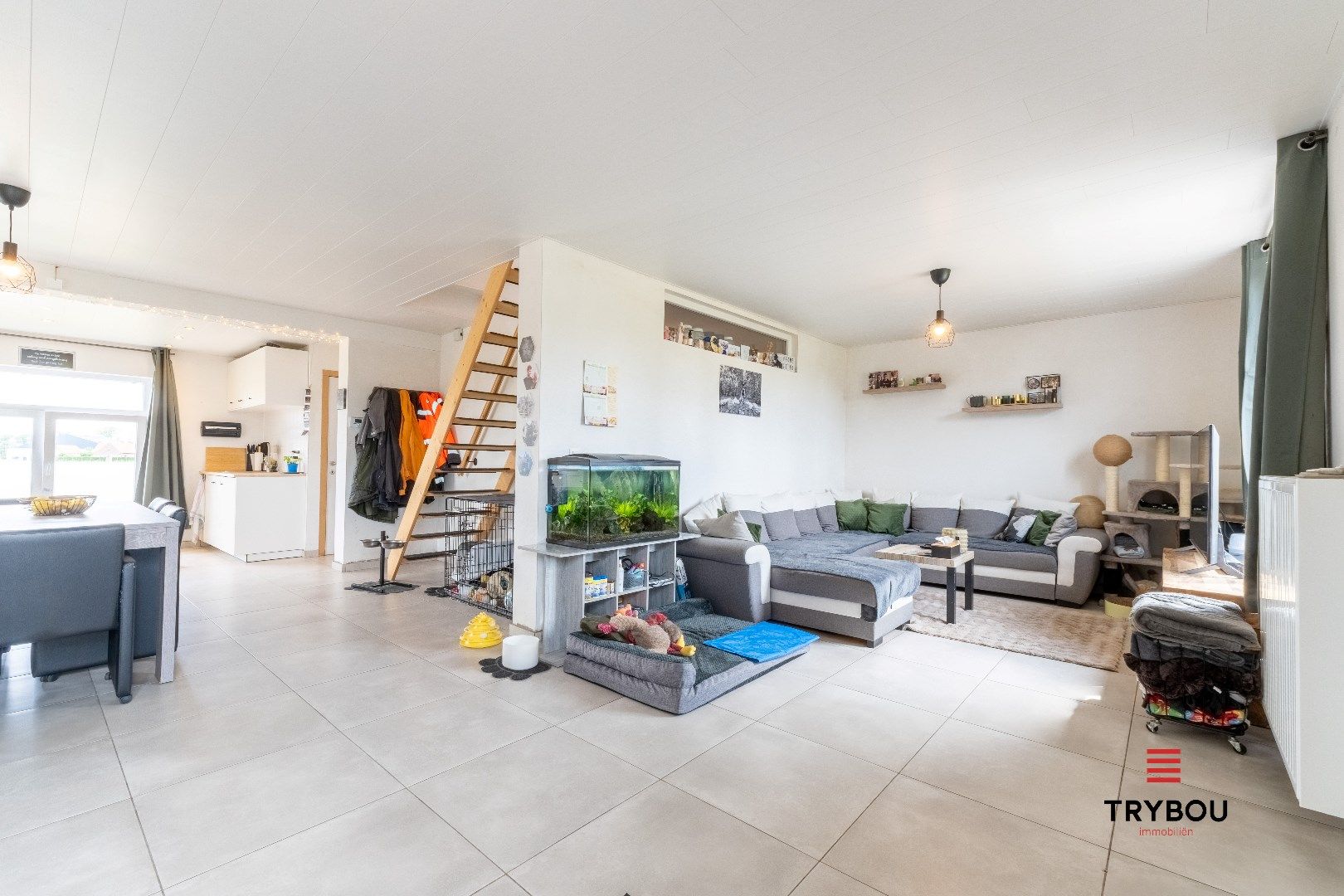 Charmante woning met landelijke vergezichten op ruim perceel van 1201m² foto 4