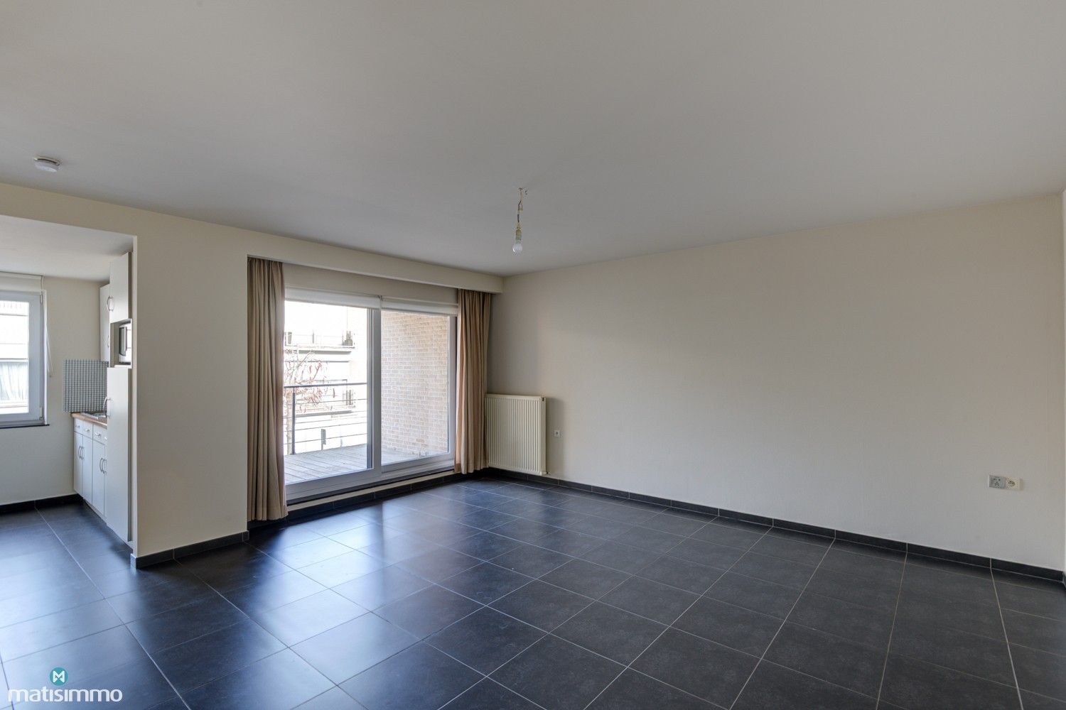 ENERGIEZUINIG EN INSTAPKLAAR APPARTEMENT MET 1 SLAAPKAMER EN LIFT IN HET CENTRUM VAN LANAKEN foto 2