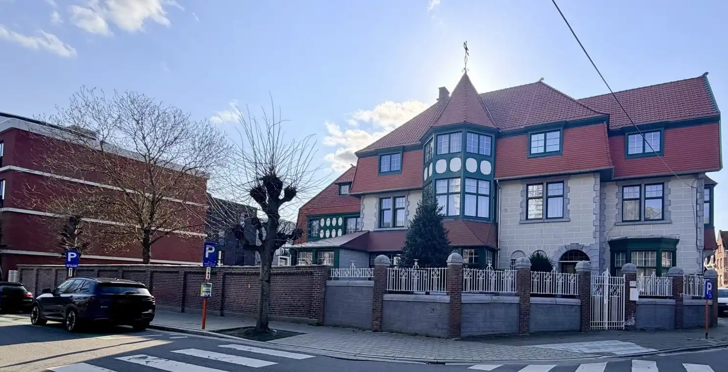 Hoofdfoto van de publicatie: Residentie: T' Onzent.