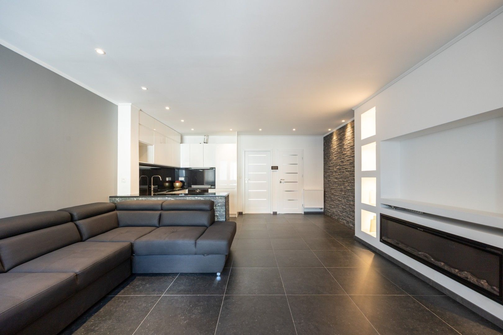 GERENOVEERDE WONING foto 5