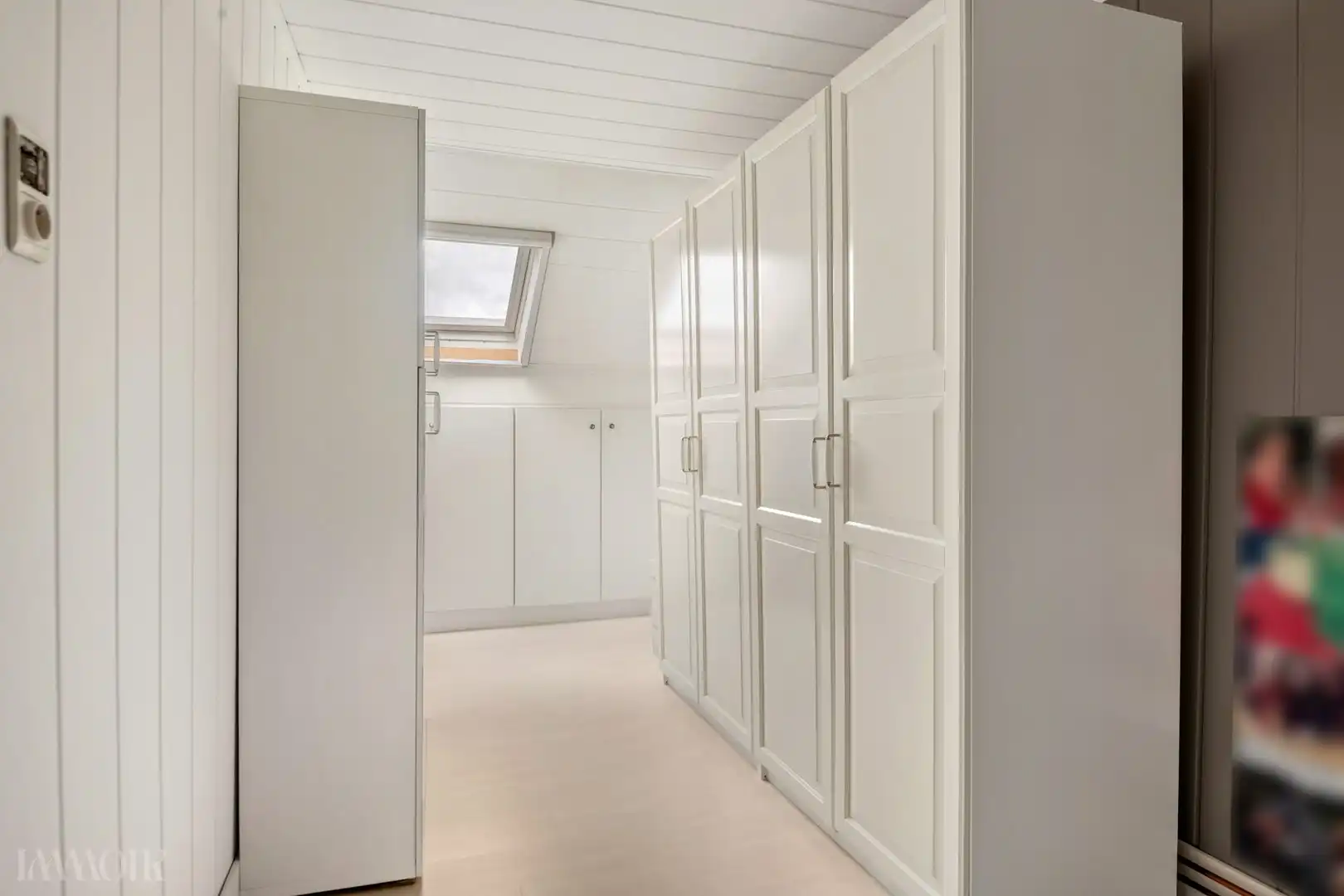 Veelzijdig commercieel pand met ruime woonst, terras en tuin. foto 21