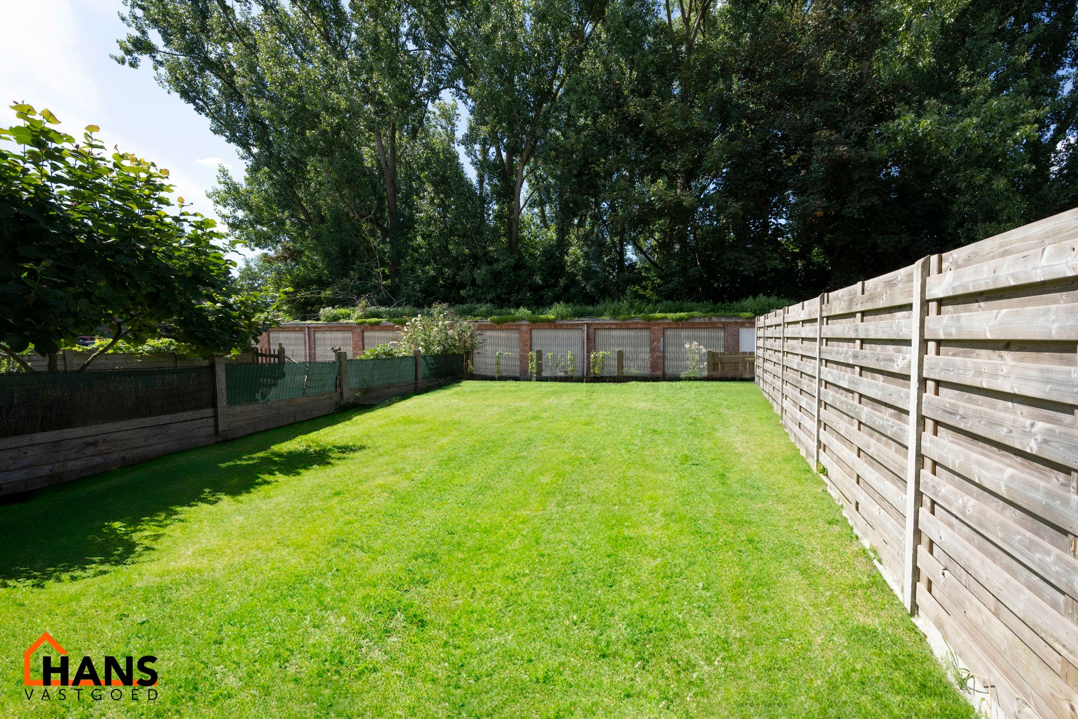 Gerenoveerd gelijkvloersappartement; mogelijk garage bij te huren. foto 11