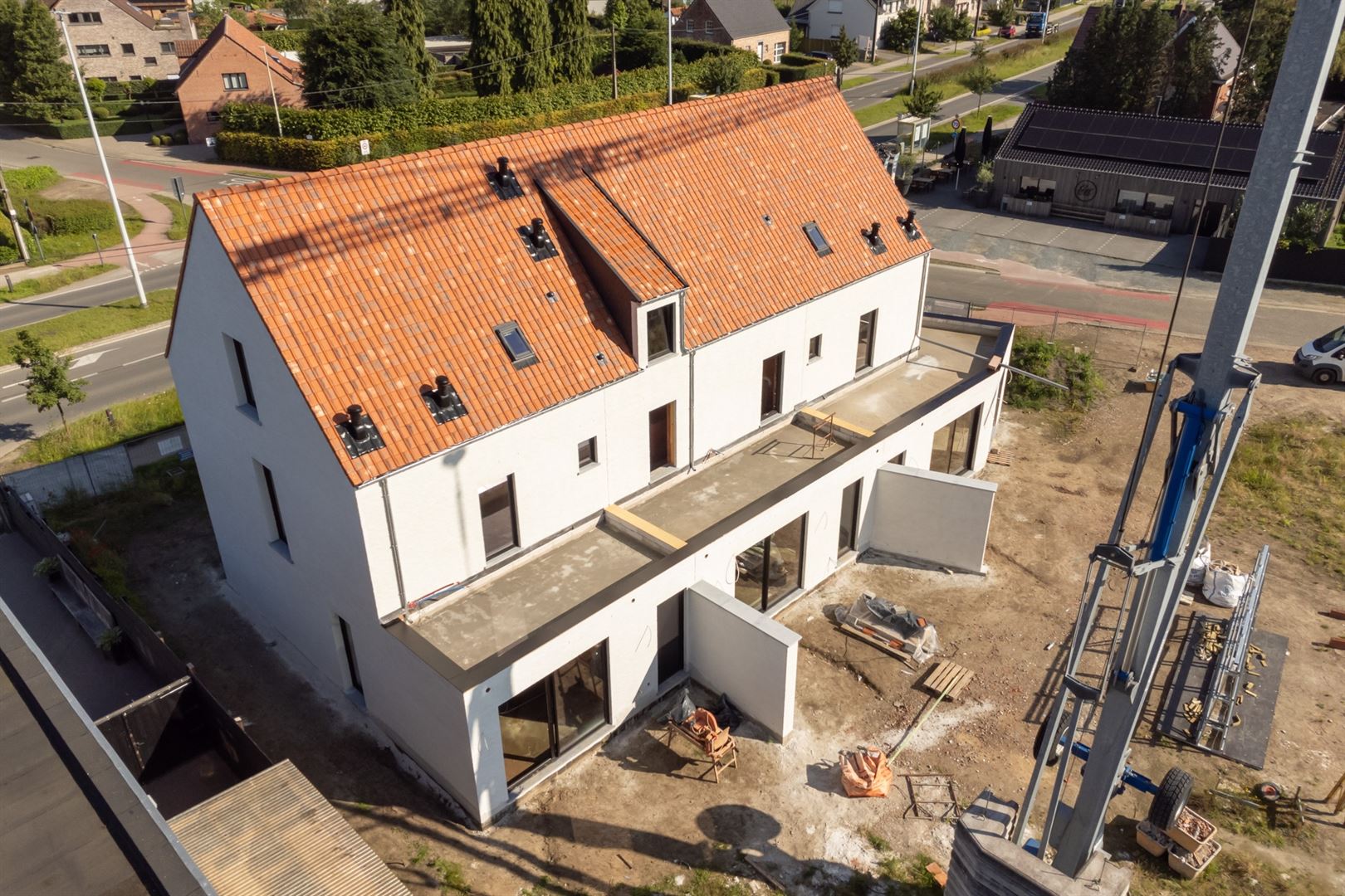 Woning met 4 slaapkamers en 2 badkamers met Zuidoost tuin.  foto 6