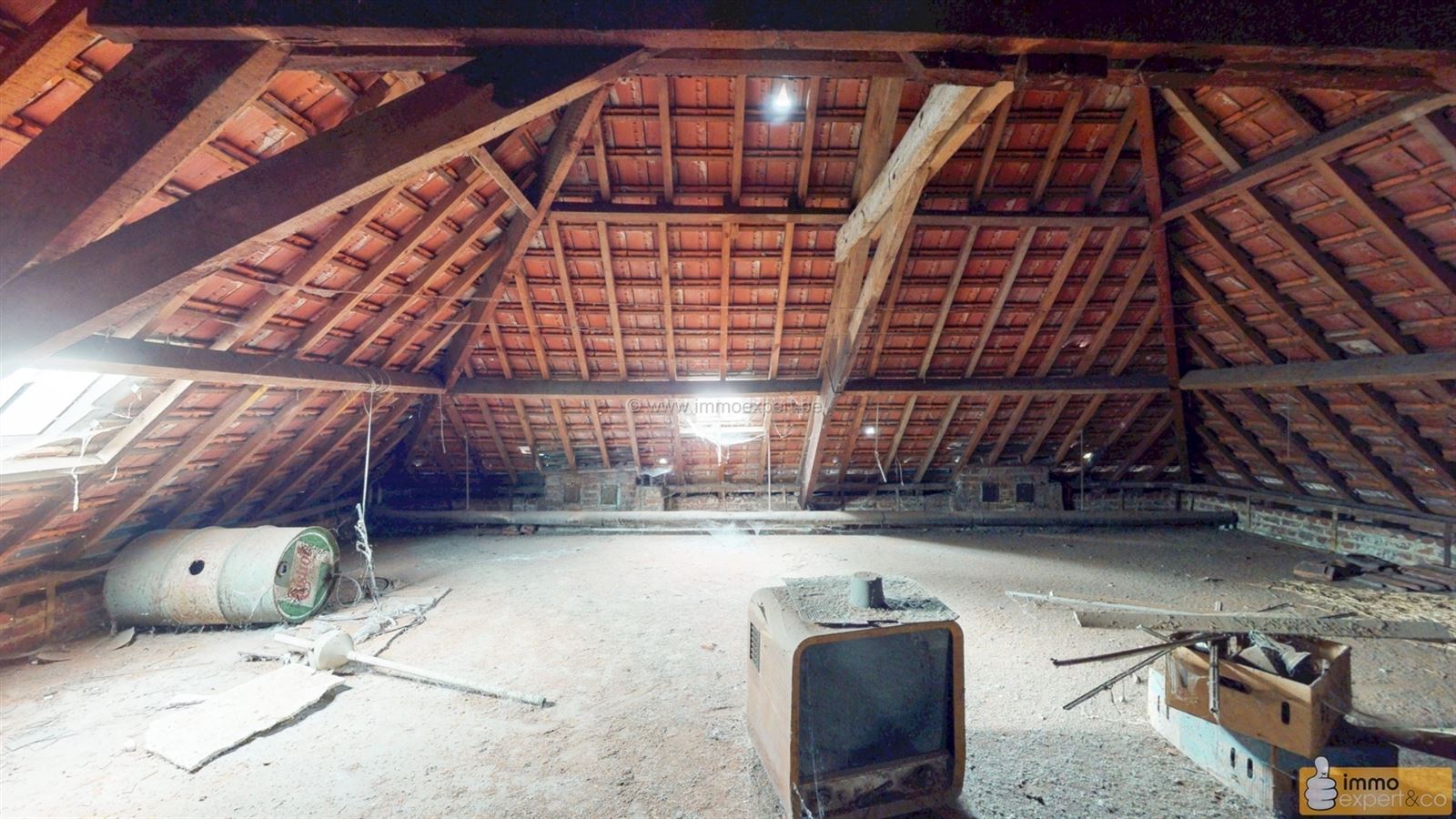 HAALTERT: Stevige, te renoveren HOB met zicht op groen foto 14