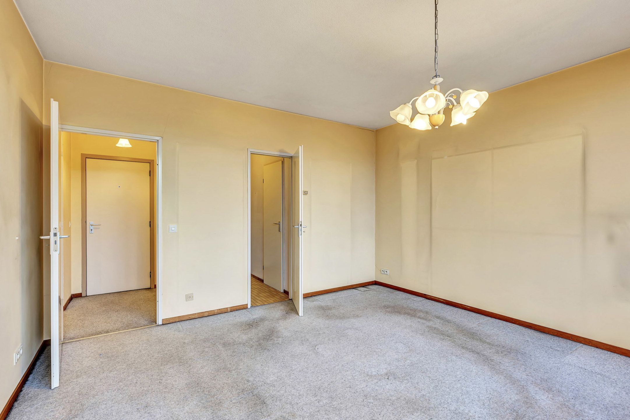 Appartement met 1 slaapkamer te koop in Jette foto {{pictureIndex}}