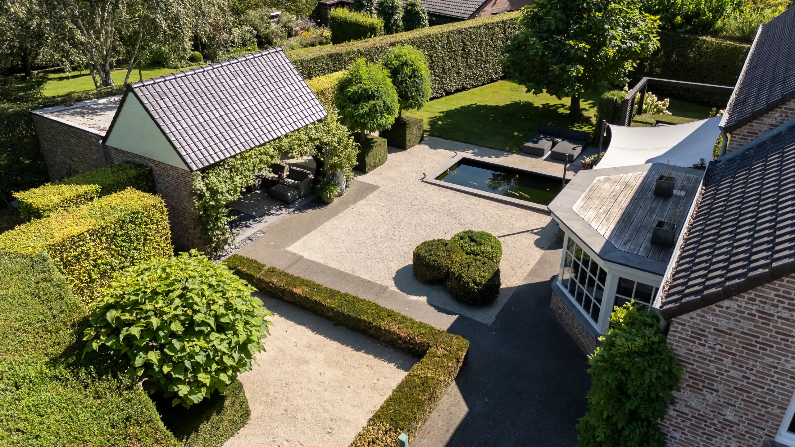 Luxe  villa met een oppervlakte van 475m²  op 1.383m² grond. foto 27