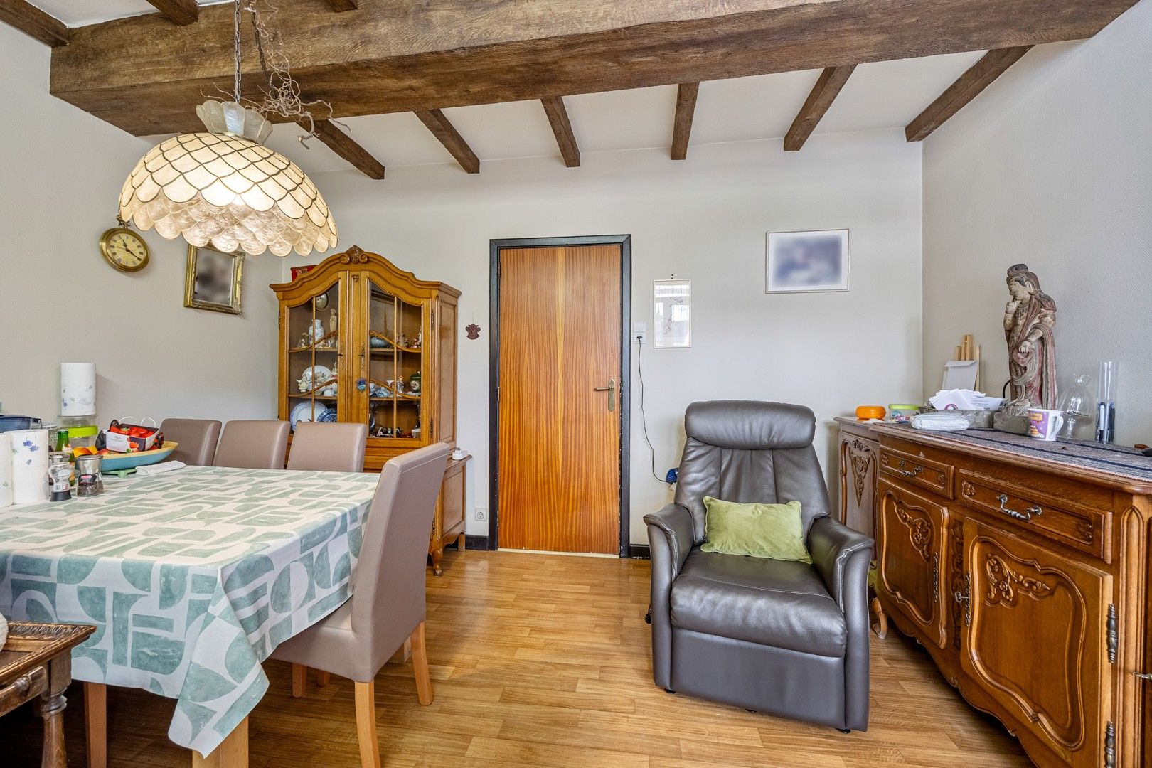 Handelspand met woonst in het centrum van Sint-Truiden. foto 11