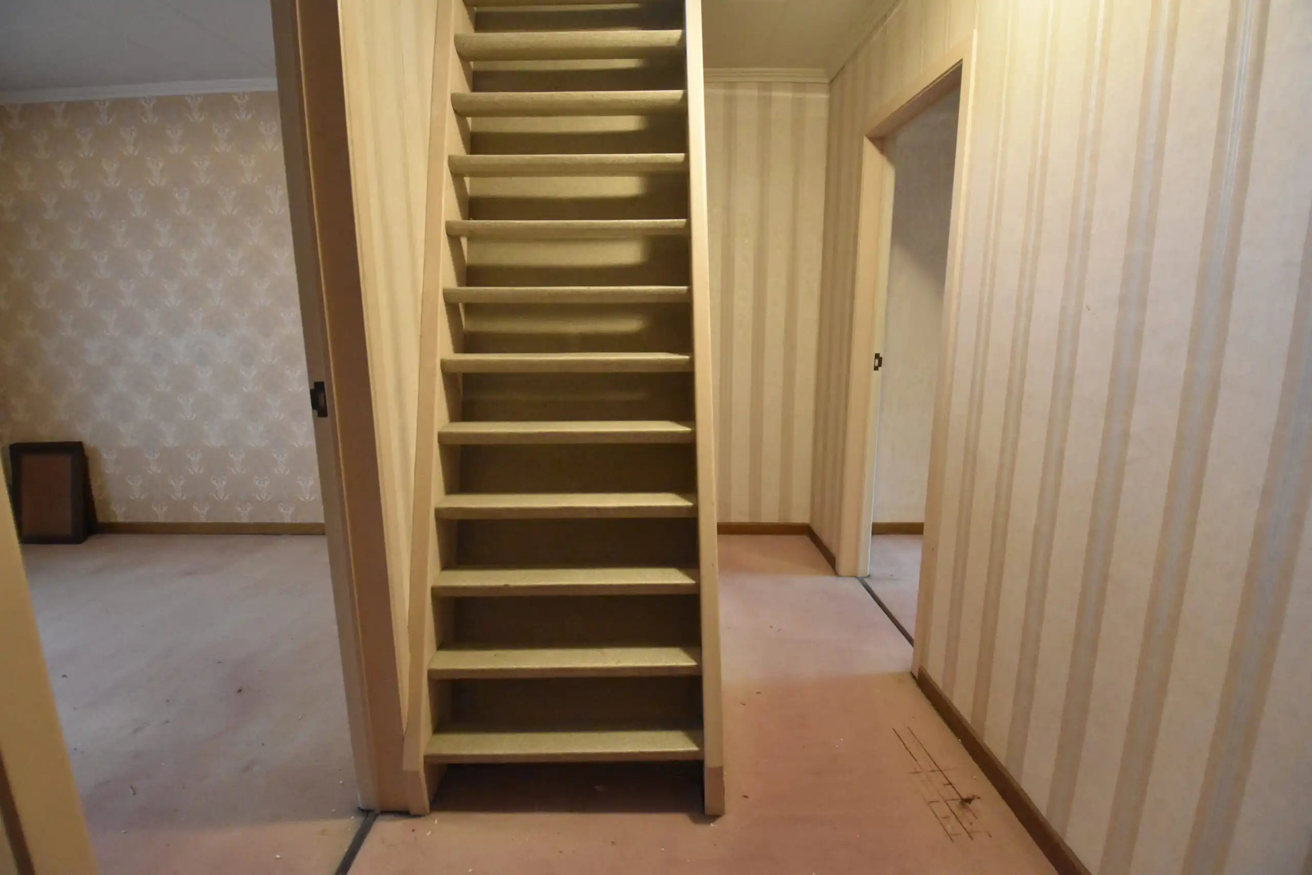 Leuke starterswoning met 3 slaapkamers en garage foto 14