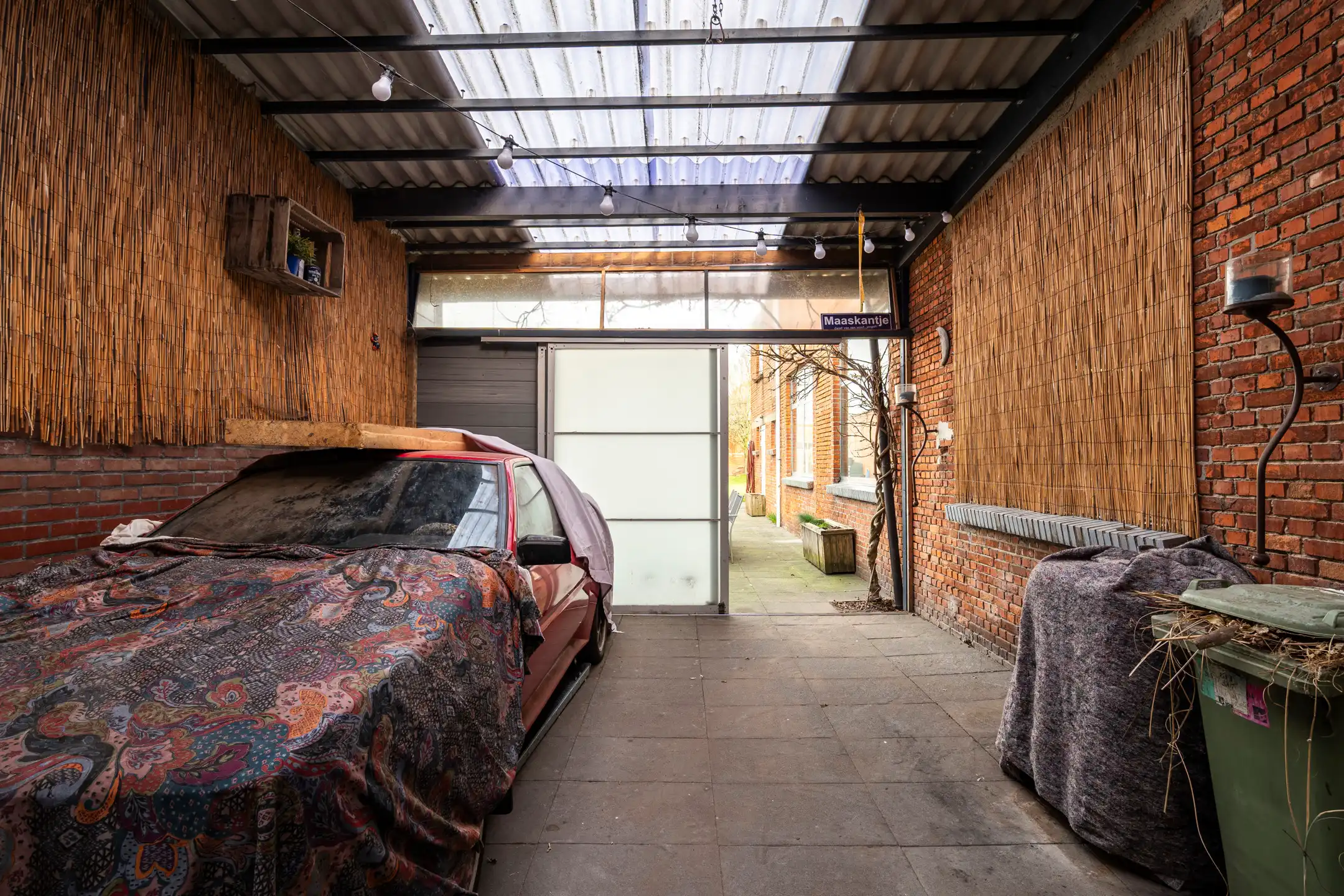 Handelswoning in centrum Weelde op 1.090 m² grond foto 9