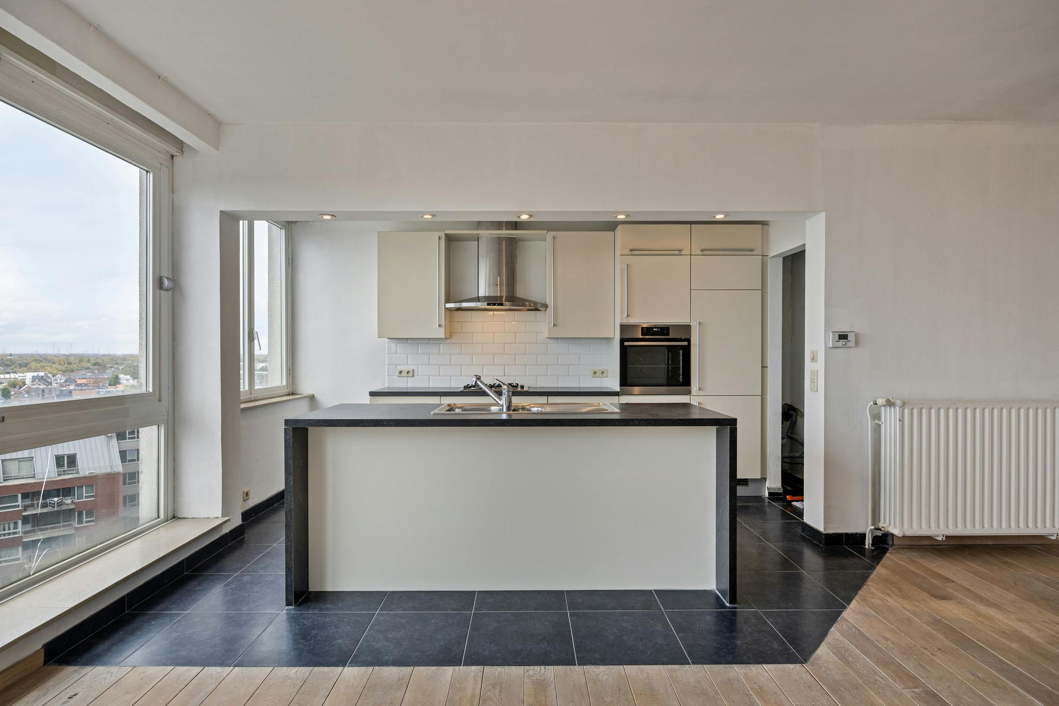 Instapklaar appartement met 2 slaapkamers in Boom foto {{pictureIndex}}