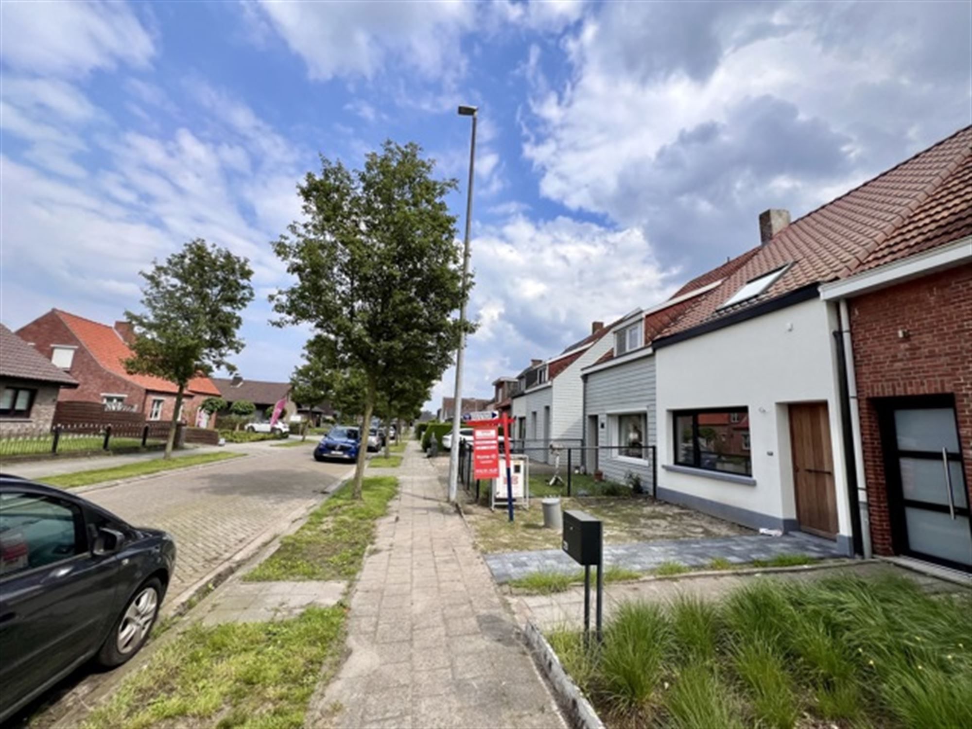 Gerenoveerde woning met 3 slaapkamers en tuin foto 33