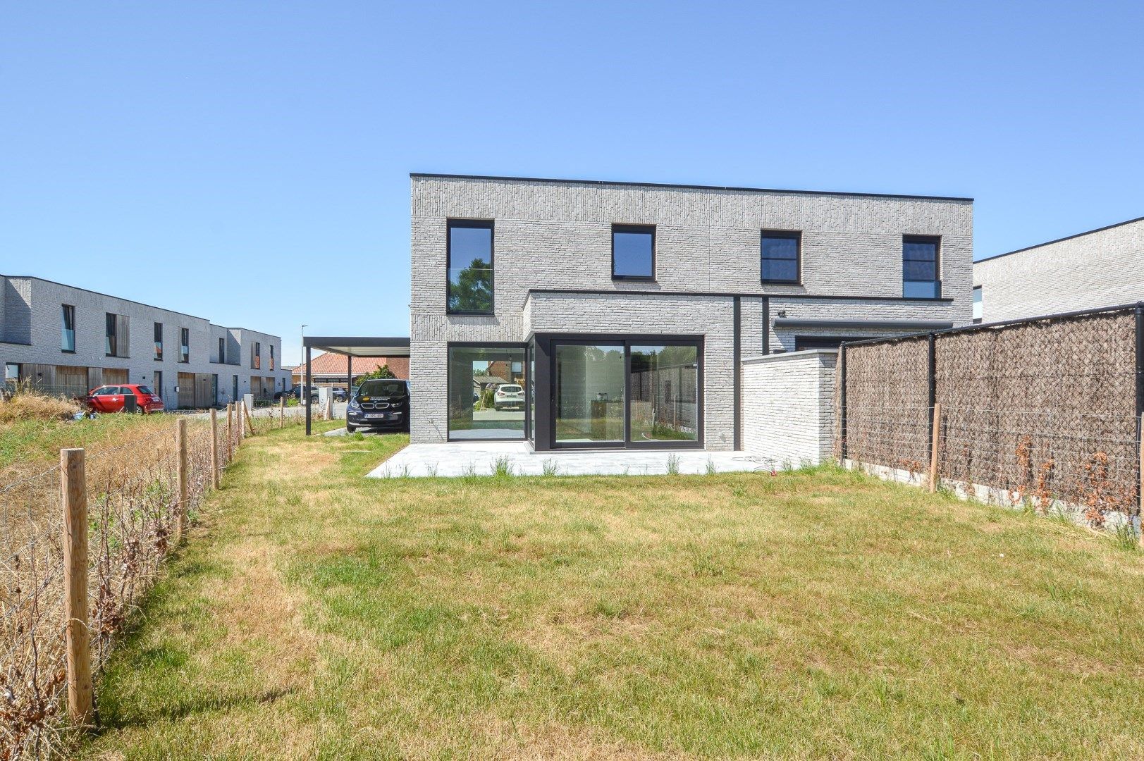 Nieuwbouwwoning met 3 slaapkamers te huur  foto 16