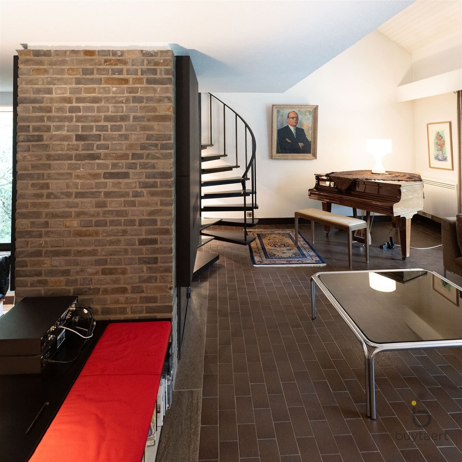 RUIMTE, LICHT ÉN KARAKTER: TE RENOVEREN 70’S VILLA MIDDEN IN HET GROEN! foto 12