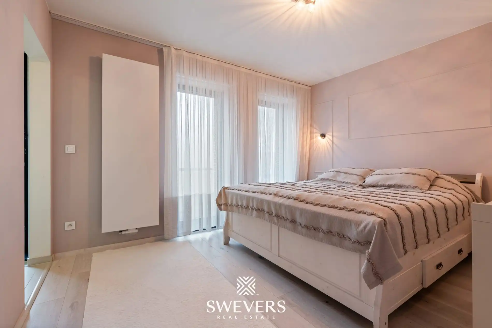 Instapklare, energiezuinige gezinswoning van 224m² te Beringen foto 14