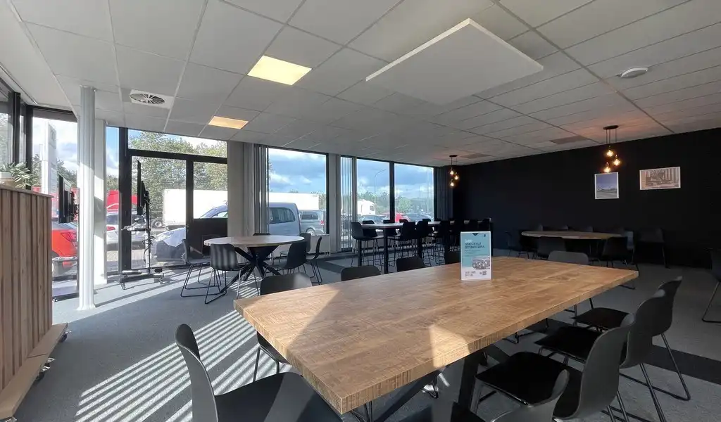 Gelijkvloers kantoor te huur North Trade Building Antwerpen foto 10