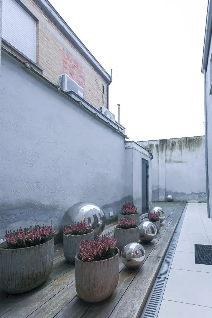 Handelsgelijkvloers Smedenstraat 13 Brugge te huur en te koop foto 16