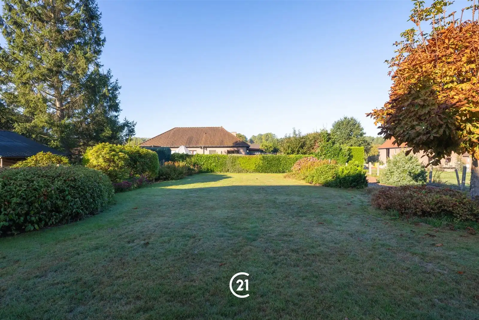 Rustig gelegen Fermette, slpks op geljkvloers met aangename tuin foto 3