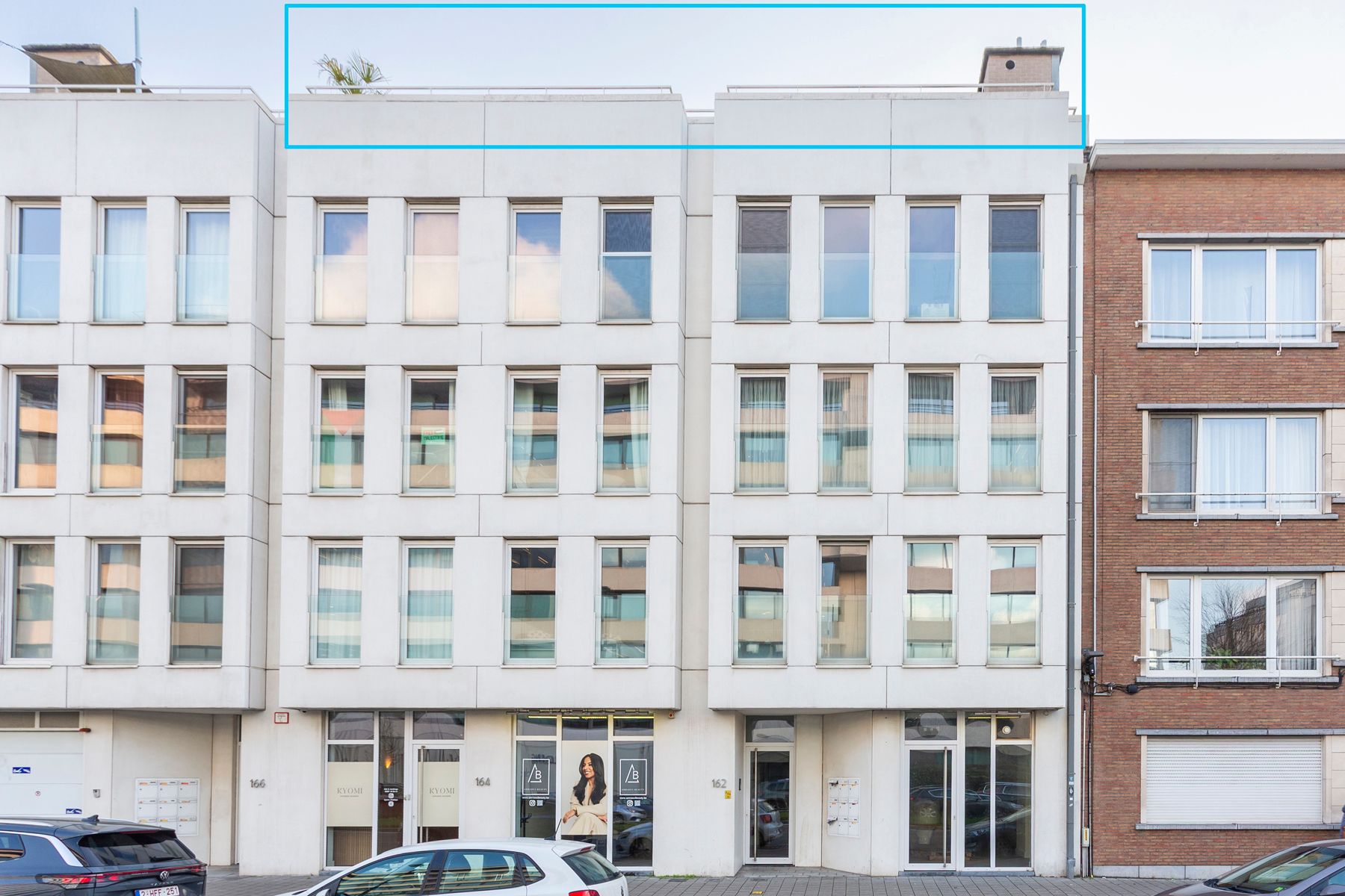 Modern 2 slpk dakappartement met 2 riante terrassen  foto 12