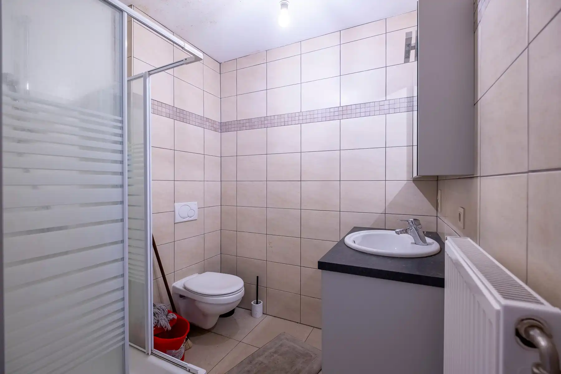 Nieuwbouw studio met aparte slaapkamer foto 5