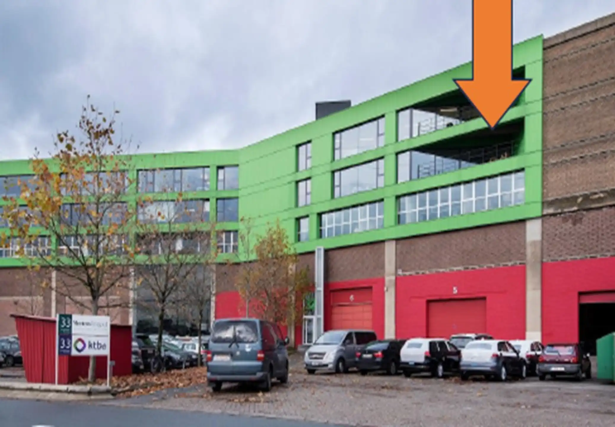 Kantoorruimte 429m² op de 3de verdieping   te huur - Antwerpen Noord foto {{pictureIndex}}