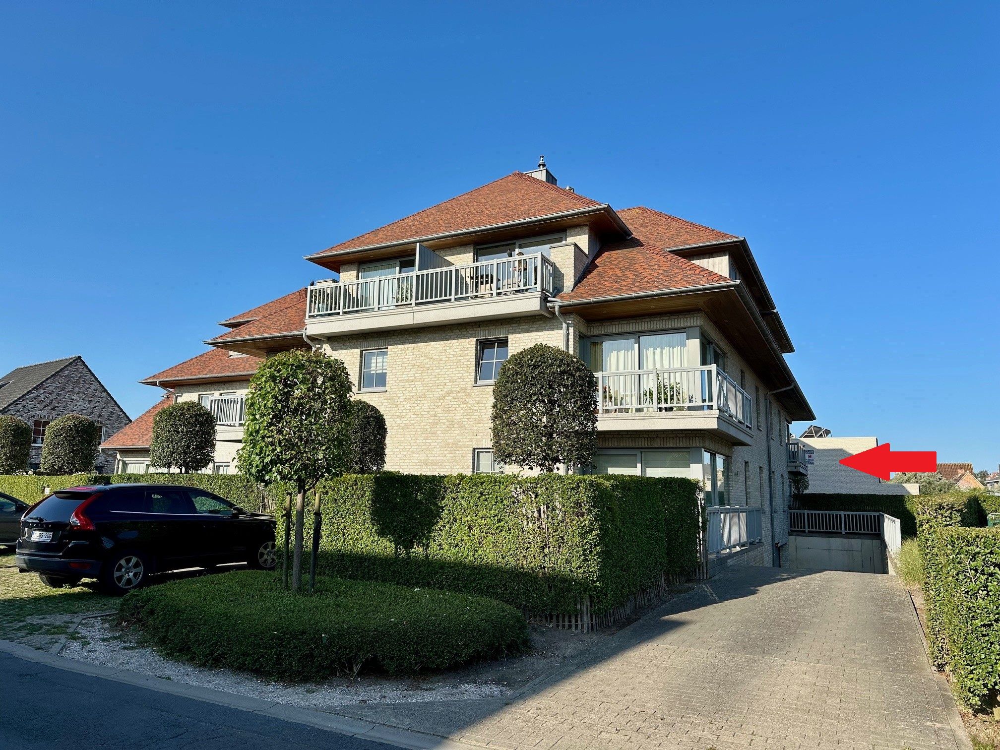 Instapklaar appartement in een recent gebouwde villa-residentie foto {{pictureIndex}}