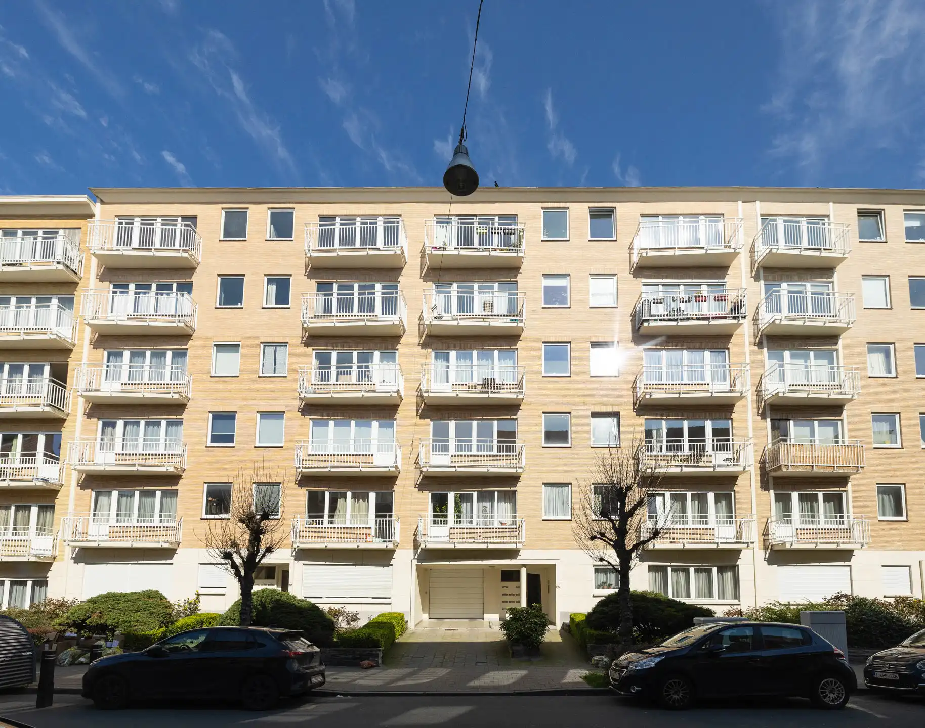 Chic en lichtrijk wonen in het hart van een gegeerde wijk foto 3