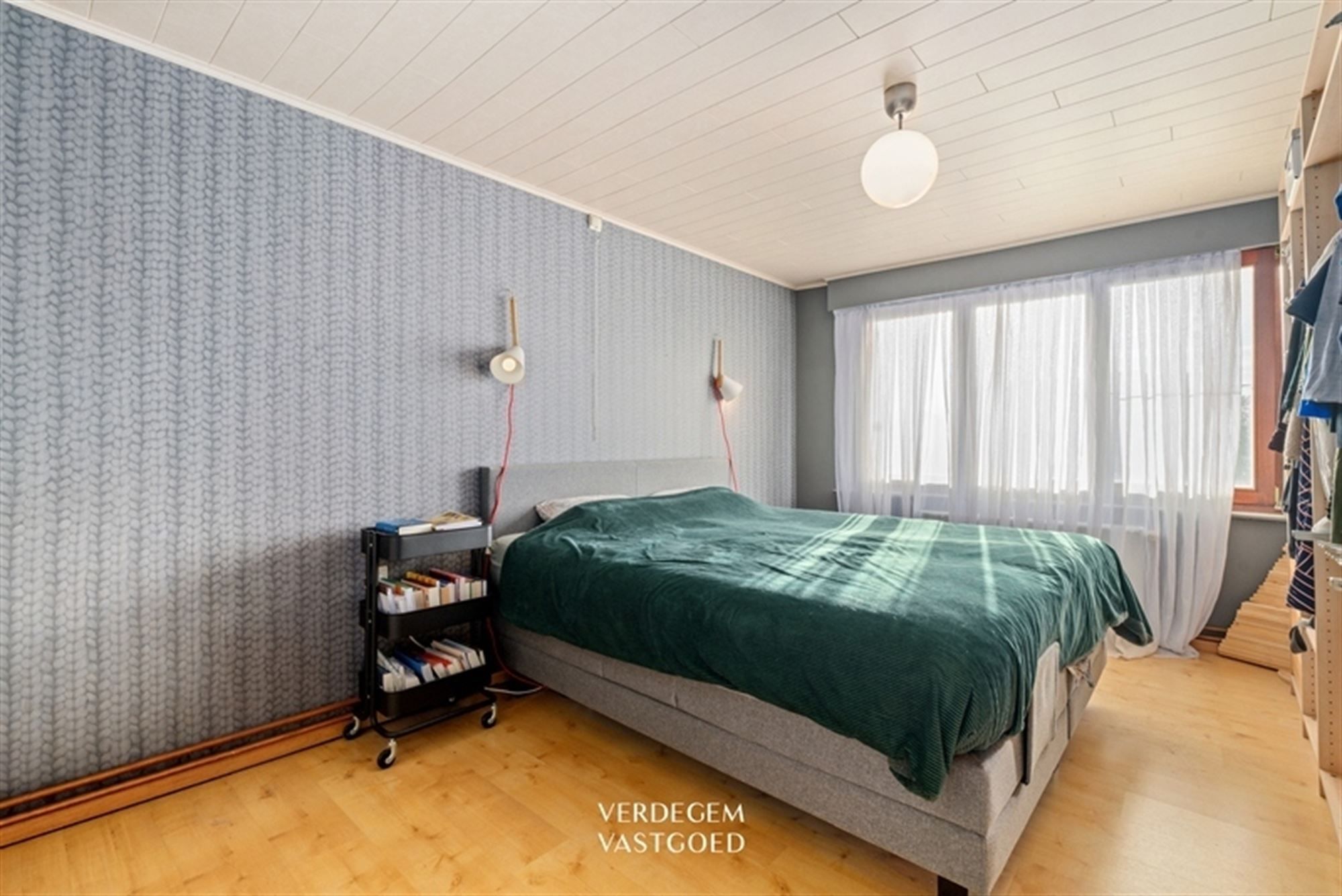 Toffe gezinswoning met 4 slaapkamers en mooie tuin foto 14