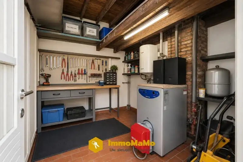 WONING MET 3 SLAAPKAMERS, INPANDIGE GARAGE EN STEIGER AAN DE MOERVAART TE KOOP IN MOERBEKE foto 20