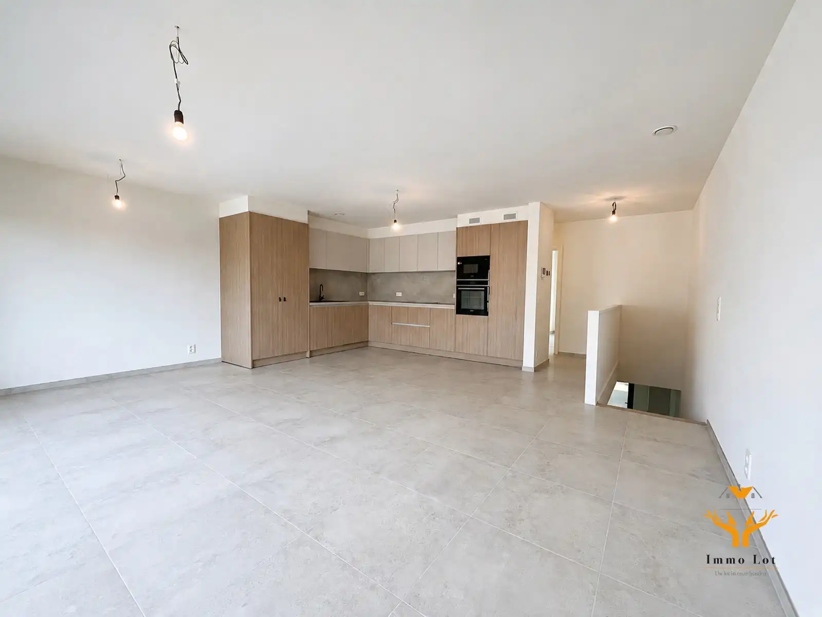 Moderne nieuwbouwwoning met 4 slaapkamers te huur foto 13