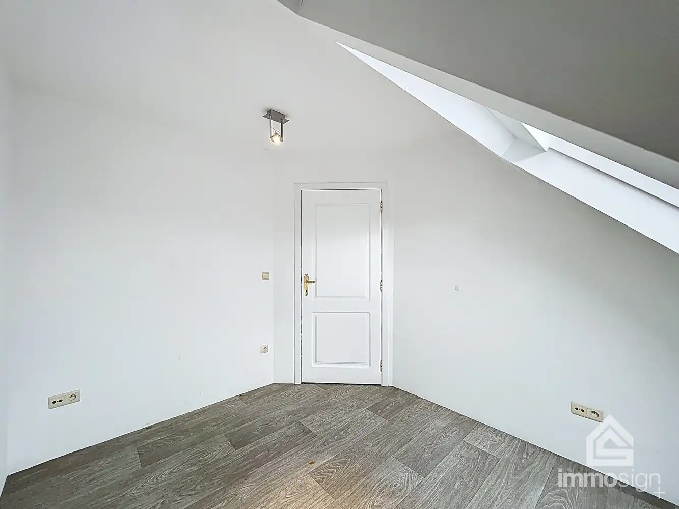 Instapklaar appartement met ruime bewoonbare oppervlakte en 3 slaapkamers in Hamont-Achel foto 27