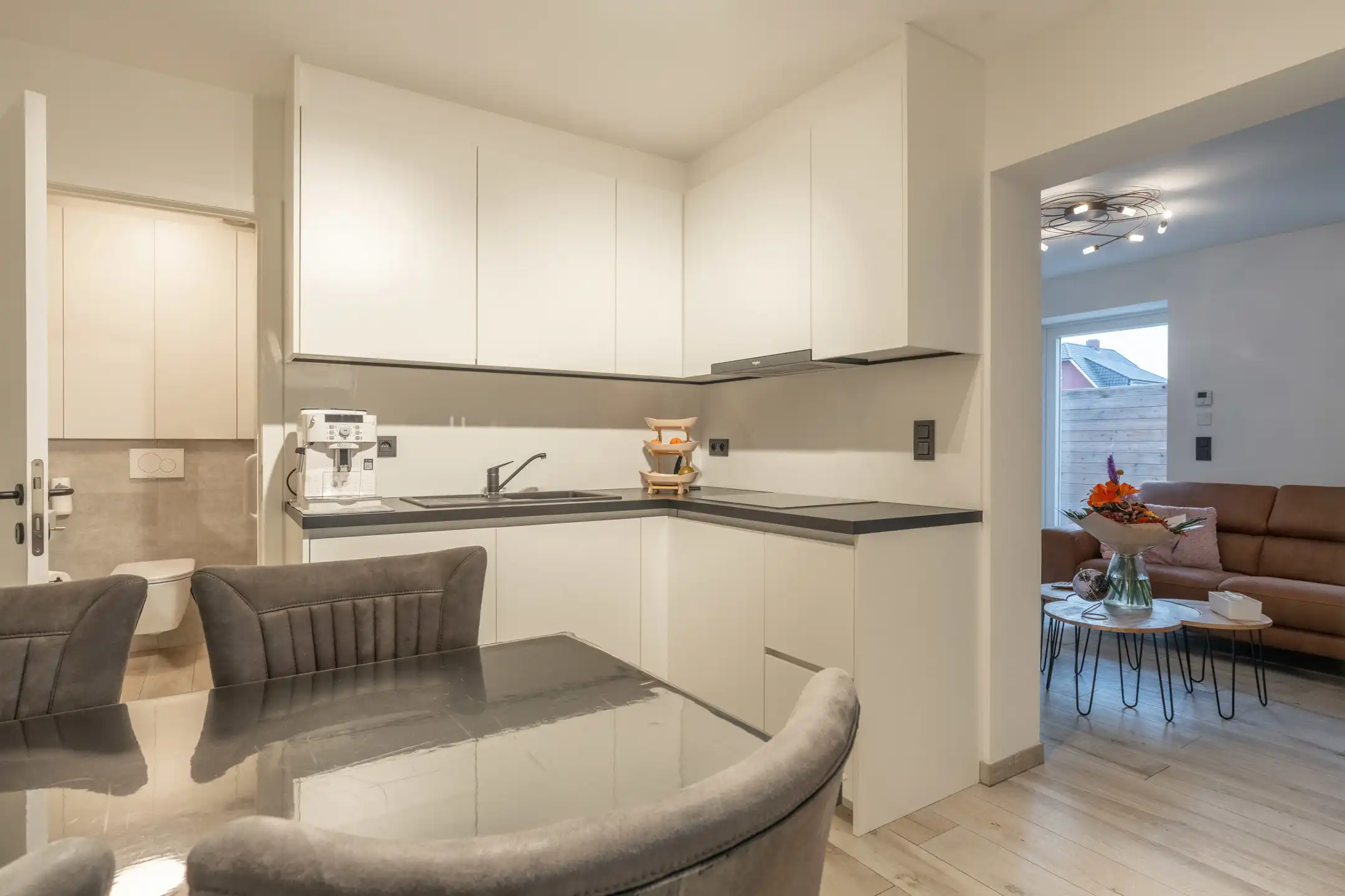 Instapklare gezinswoning met 5 slpks en 2 bdks te Vosselaar. foto 22