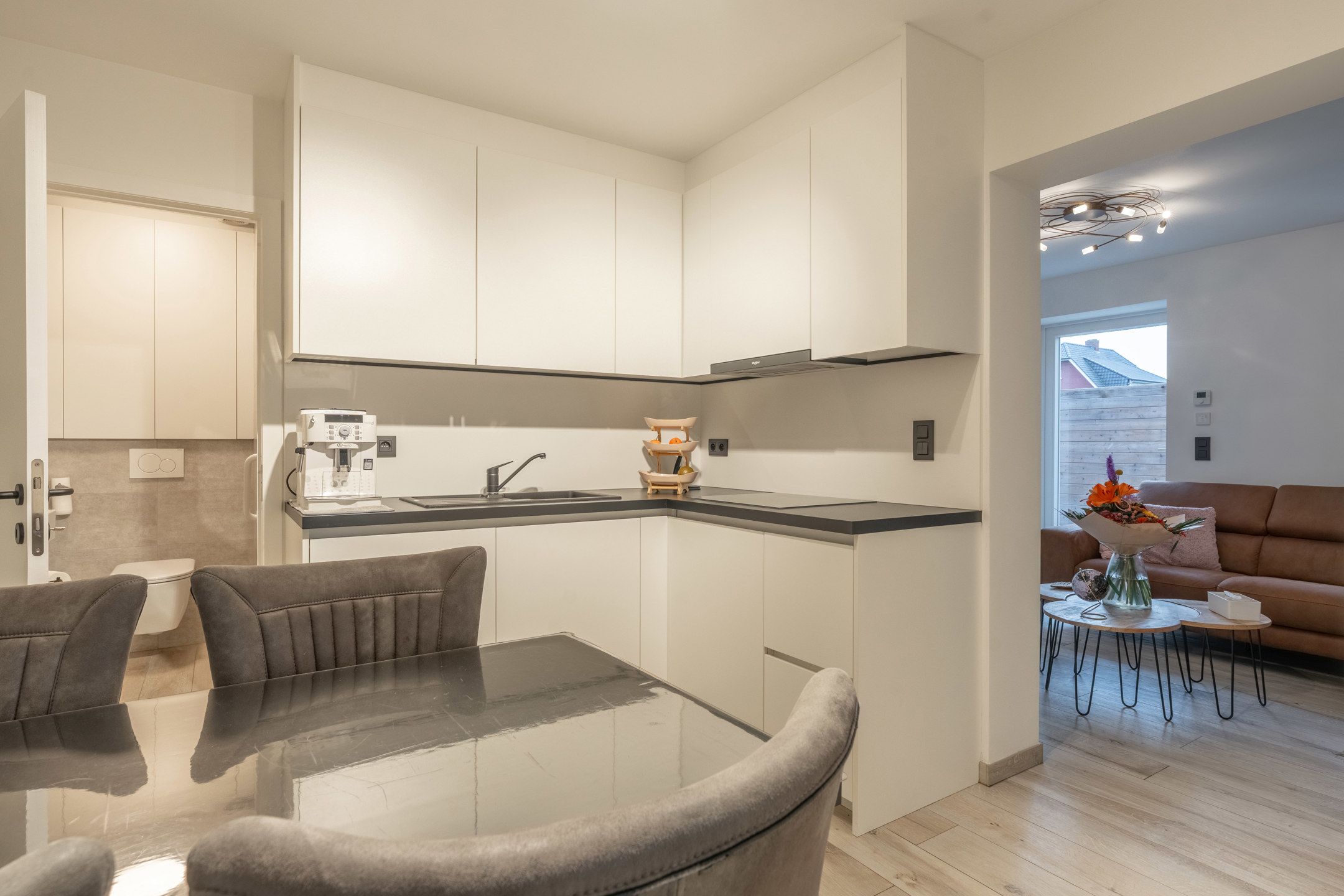 Instapklare gezinswoning met 5 slpks en 2 bdks te Vosselaar. foto 22