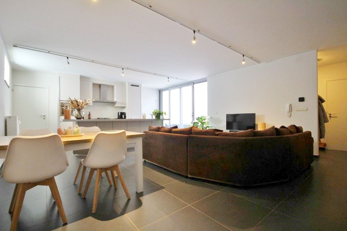 Gelijkvloers appartement met 1 slaapkamer midden in het centrum van Sint-Truiden foto 10