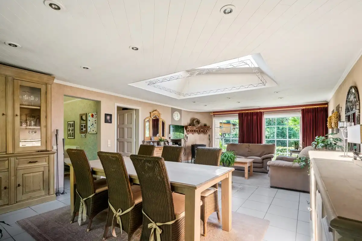 Gelijkvloerse woning op 1423 m²- met vergund bijgebouw en zicht op groen! foto 6