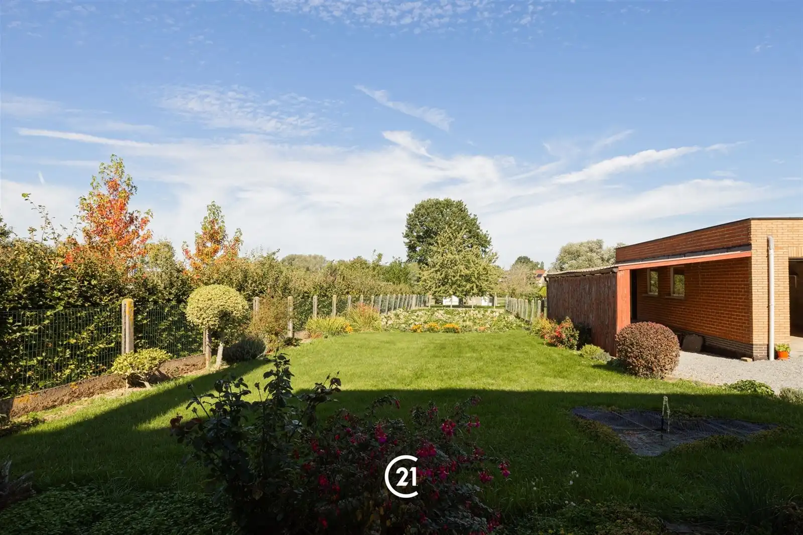 Op te frissen villa met tuin, garage en weide op 16are00 foto 20
