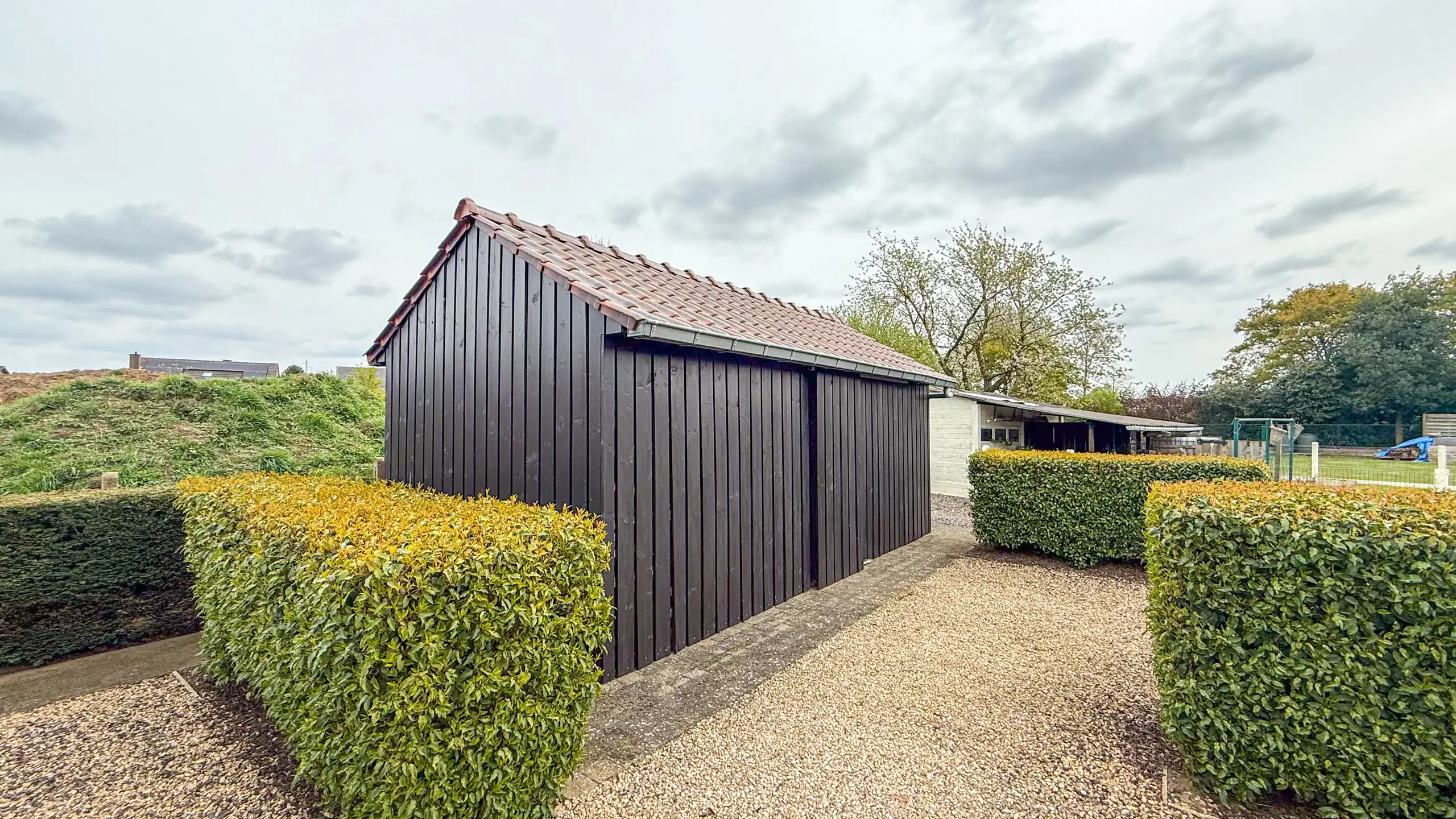 Charmante woning met 5 slpks en veel ruimte te Eversel! foto 56