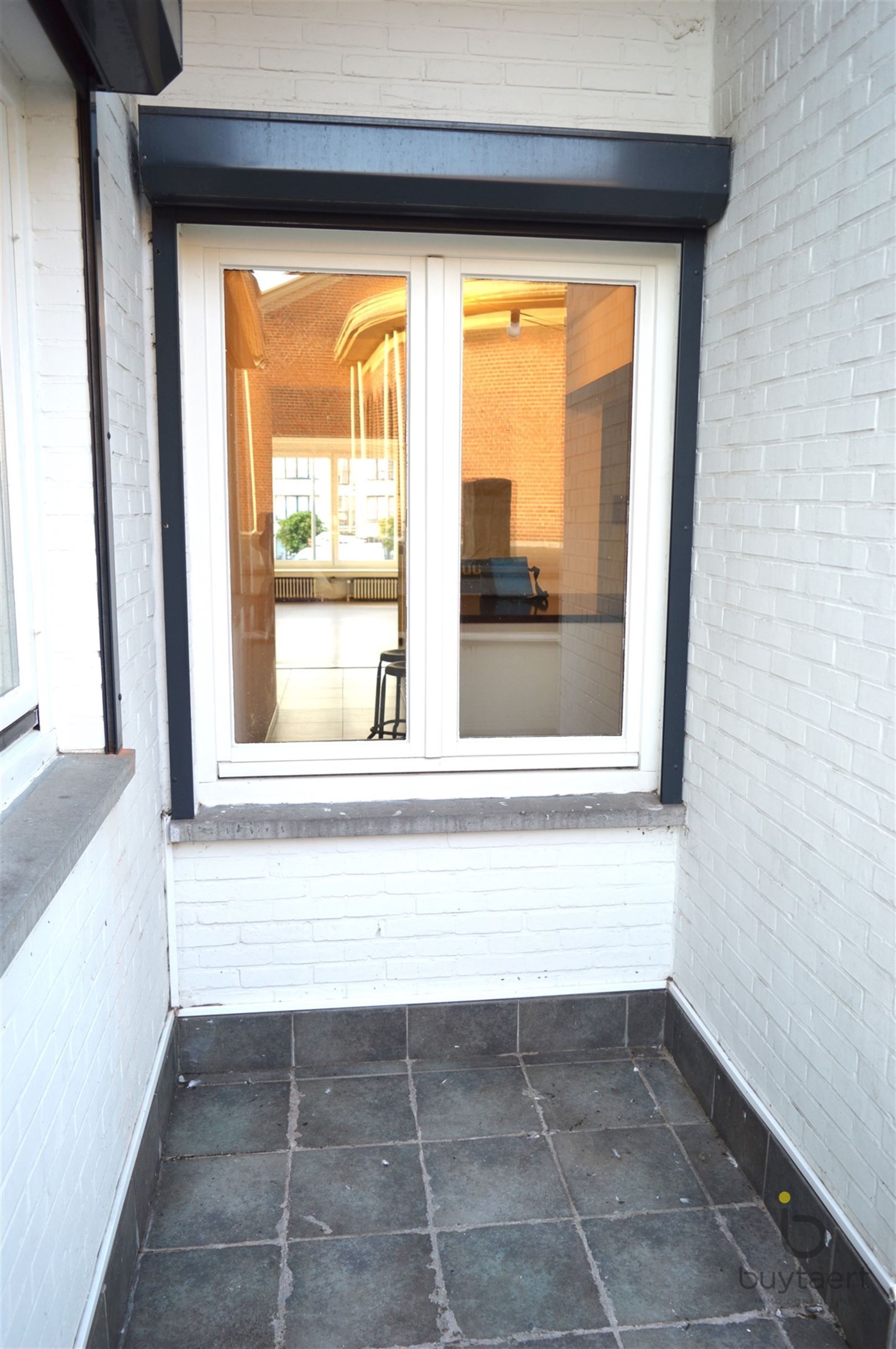 Gerenoveerd appartement te Deurne met staanplaats. foto 21