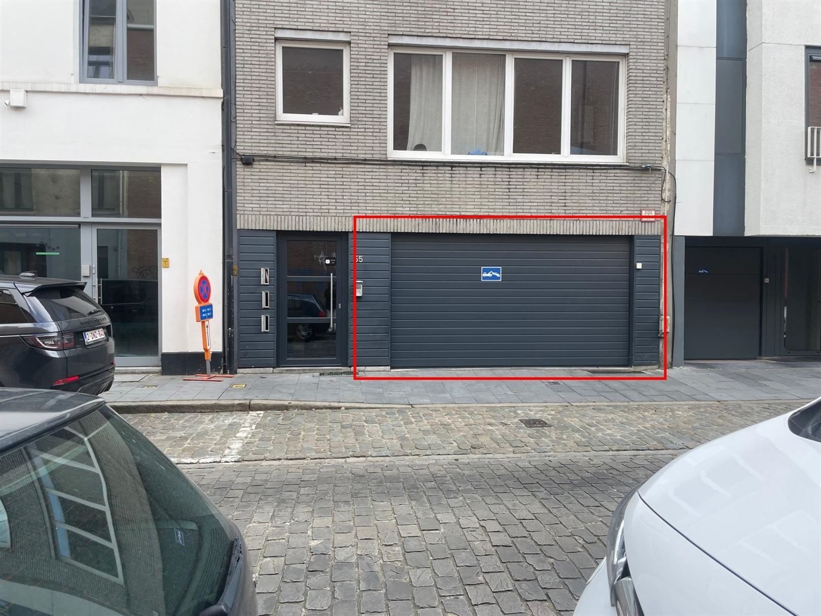 Inpandige autostaanplaats  foto 4