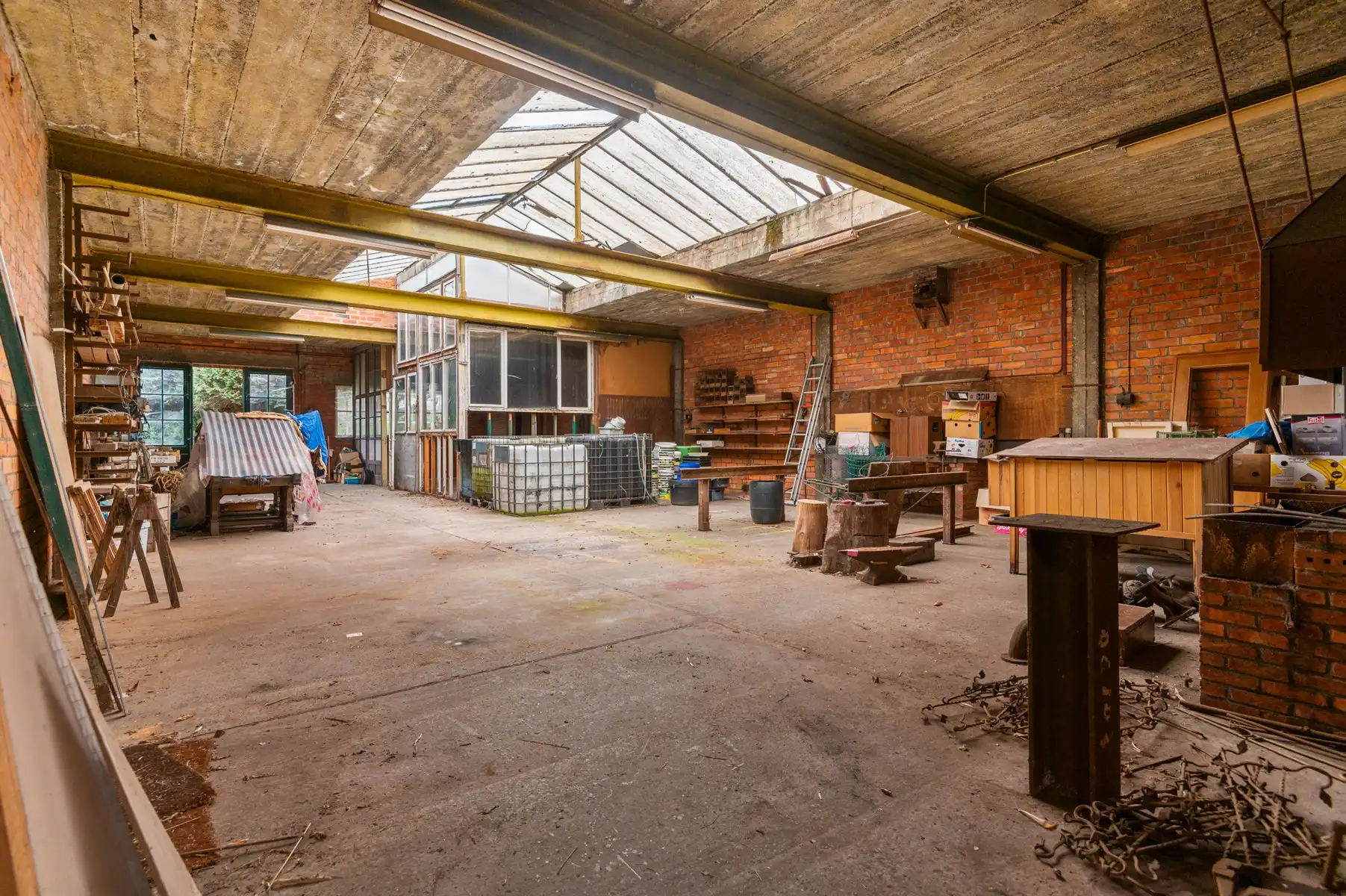 Woning met bijgebouw van 200m² foto 4