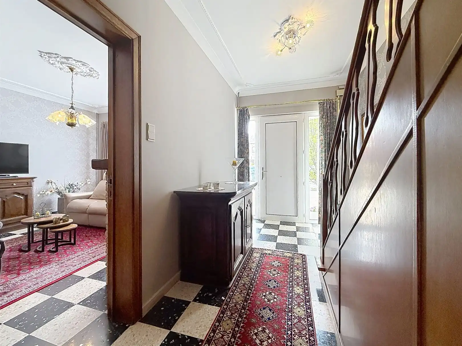 Ruime woning met extra woon- of werkpotentieel  foto 10