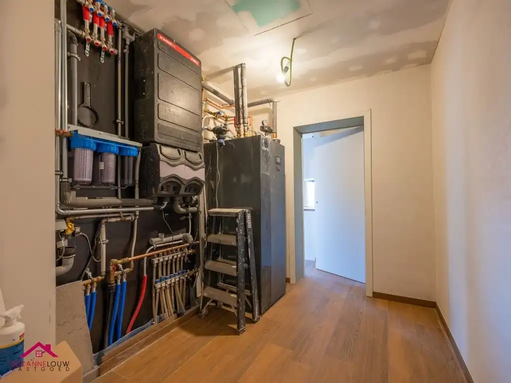 Instapklare gezinswoning, volledig gerenoveerd foto 23