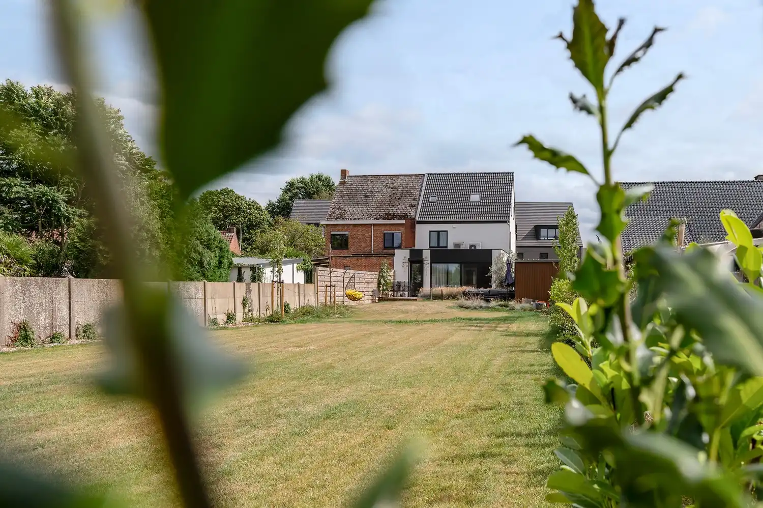 Instapklare gezinswoning met 4 slaapkamers op een perceel van 897 m² nabij het centrum van Itegem foto 4