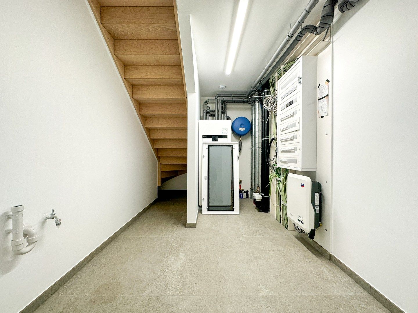 Energiezuinig nieuwbouw 2 slpk-appartement, instapklaar met topafwerking! Aartrijke foto 12