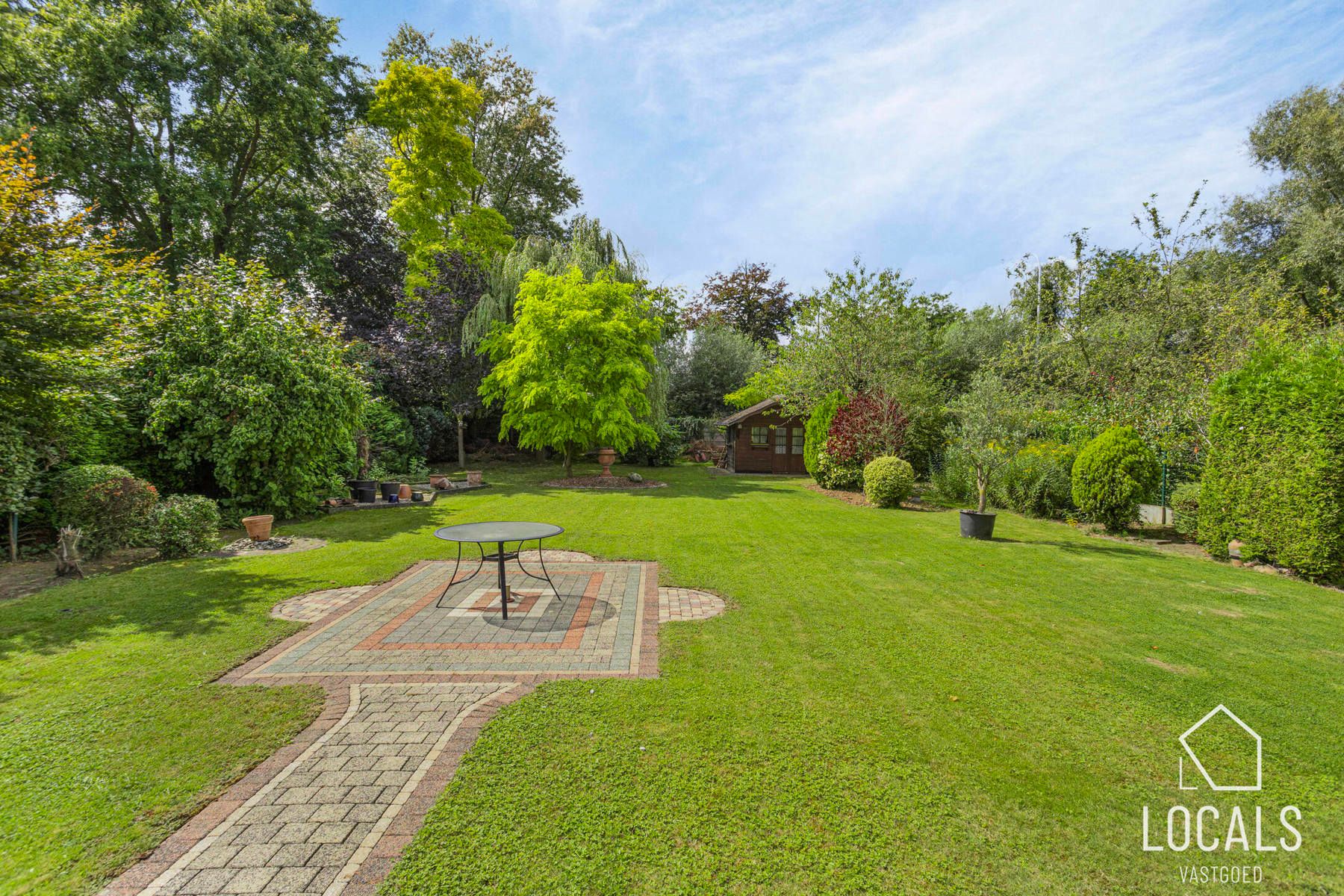 Villa in felbegeerde wijk in centrum Ninove foto 3