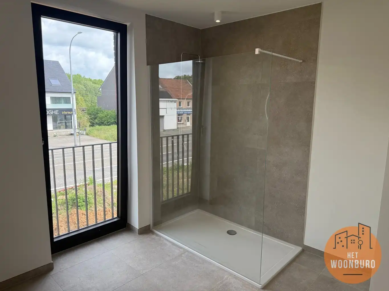 Nieuwbouw appartement met 2 slpks, terras en 2 staanplaatsen foto 7