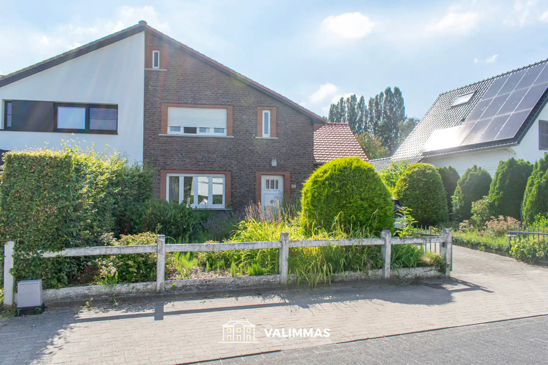 Een magnifiek gelegen driegevelwoning met mooie tuin... foto 2