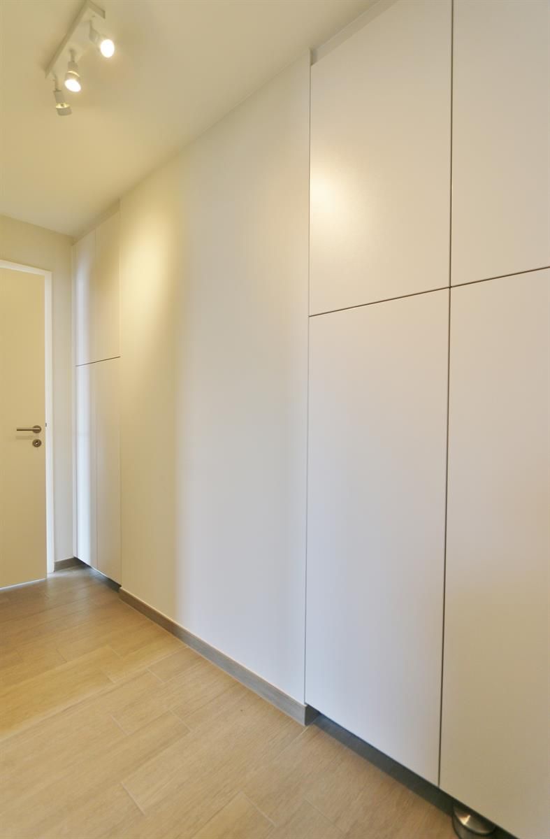 APP - 2 SLK - PRACHTIG TERRAS - KELDER - GARAGE - LIFT foto 18